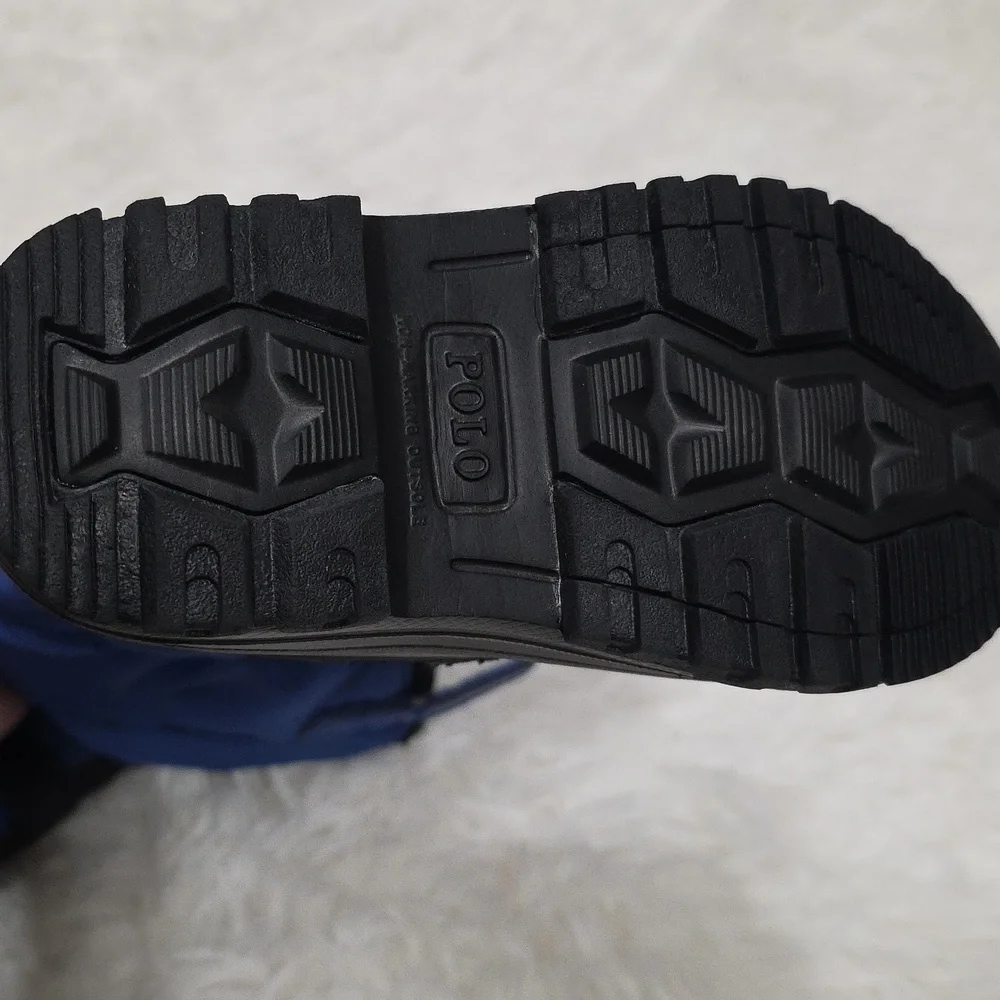 Polo by Ralph Lauren Toddler Snow Boots. Size 7 - Picture 8 of 8